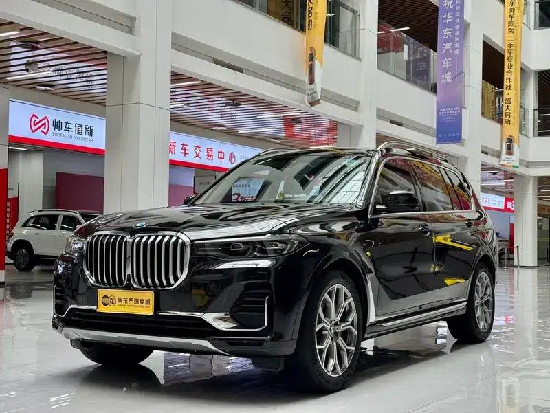 BMW X7 2022 xDrive40i Leading Luxury Package — миниатюра 1