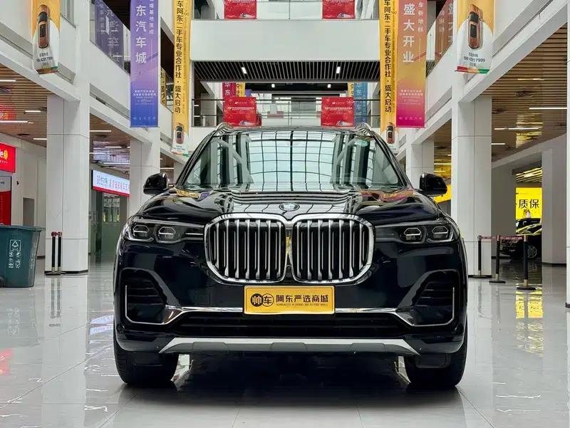 BMW X7 2022 xDrive40i Leading Luxury Package — миниатюра 2