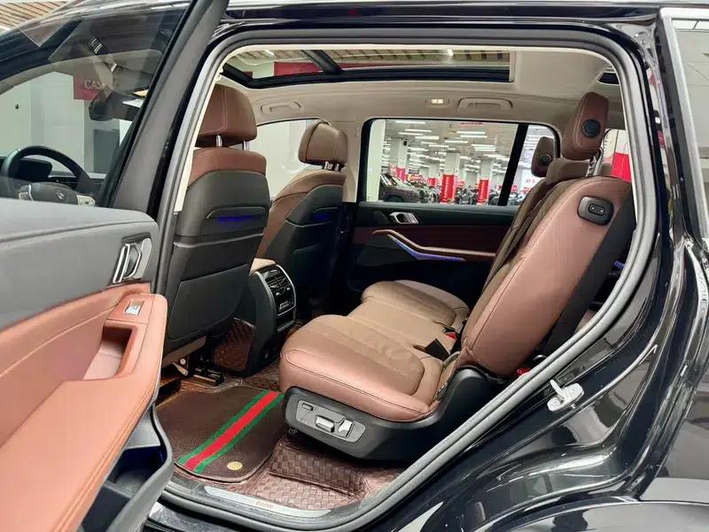 BMW X7 2022 xDrive40i Leading Luxury Package — миниатюра 8