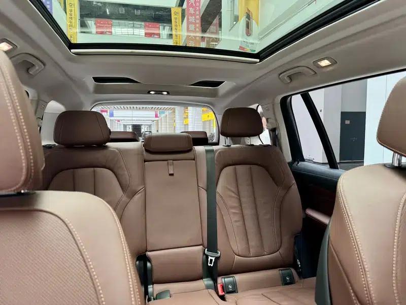 BMW X7 2022 xDrive40i Leading Luxury Package — миниатюра 9
