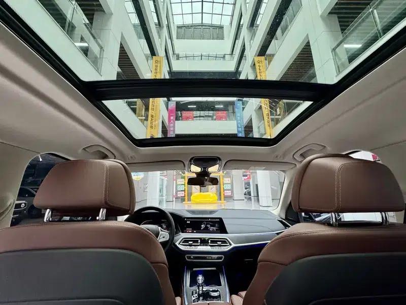 BMW X7 2022 xDrive40i Leading Luxury Package — миниатюра 10