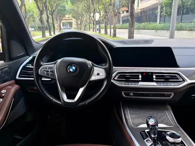 BMW X7 2019 xDrive40i Leading Luxury Package — миниатюра 17