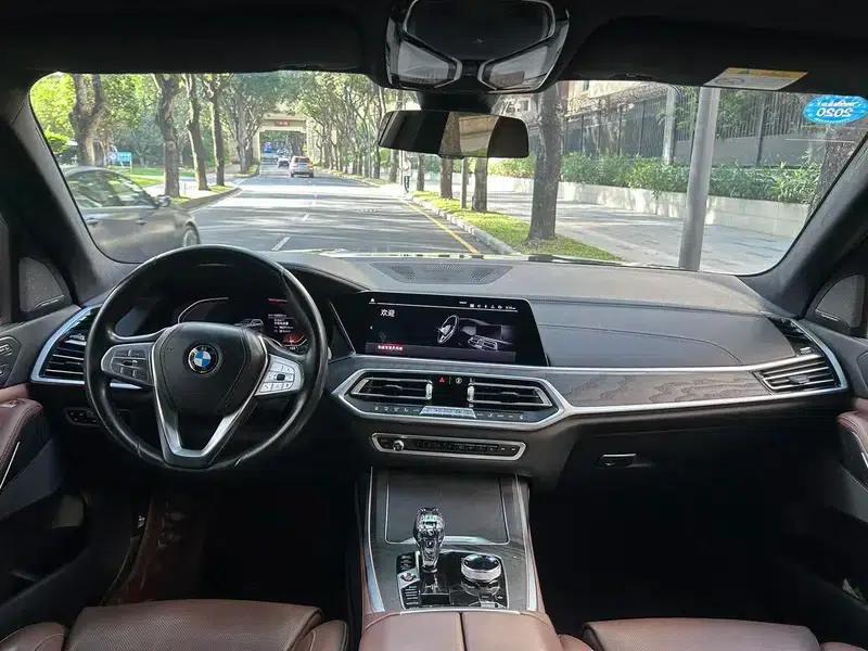 BMW X7 2019 xDrive40i Leading Luxury Package — миниатюра 18