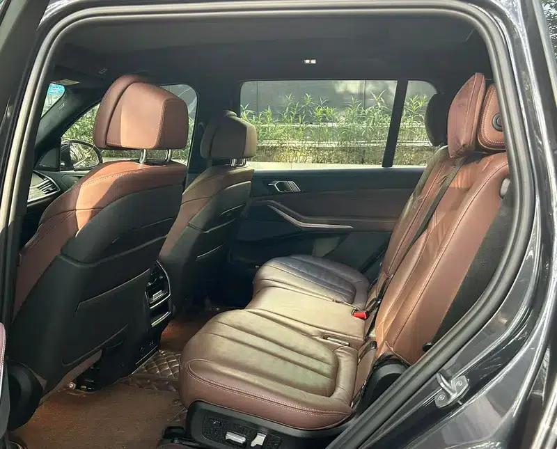 BMW X7 2019 xDrive40i Leading Luxury Package — миниатюра 19