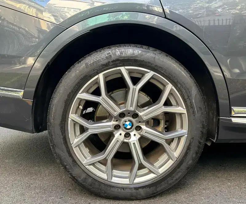 BMW X7 2019 xDrive40i Leading Luxury Package — миниатюра 7