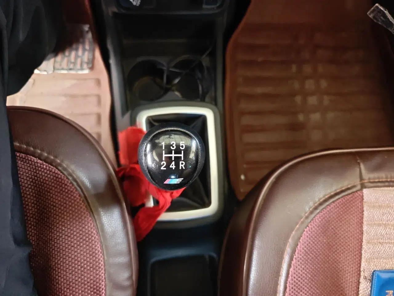 CHANGAN OSHAN Olisway 2015 X6 1.4L Manual Mount Everest Edition — миниатюра 14