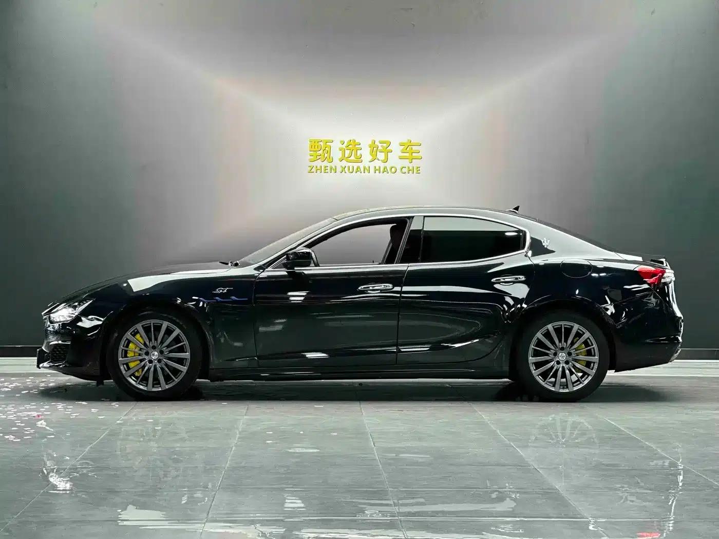 2022 Ghibli 2.0T GT Sport Edition — миниатюра 3
