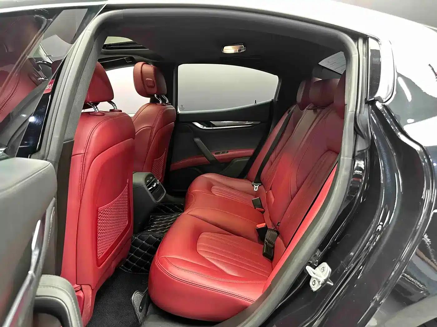 2022 Ghibli 2.0T GT Sport Edition — миниатюра 9