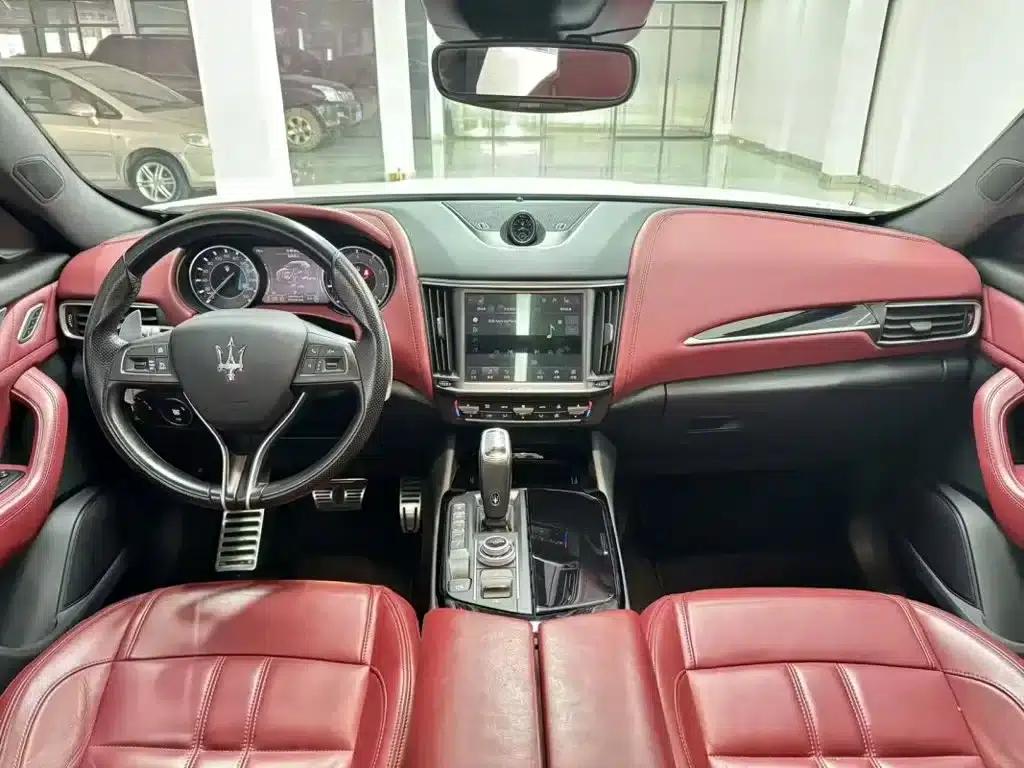 2022 Levante 3.0T Modena — миниатюра 4
