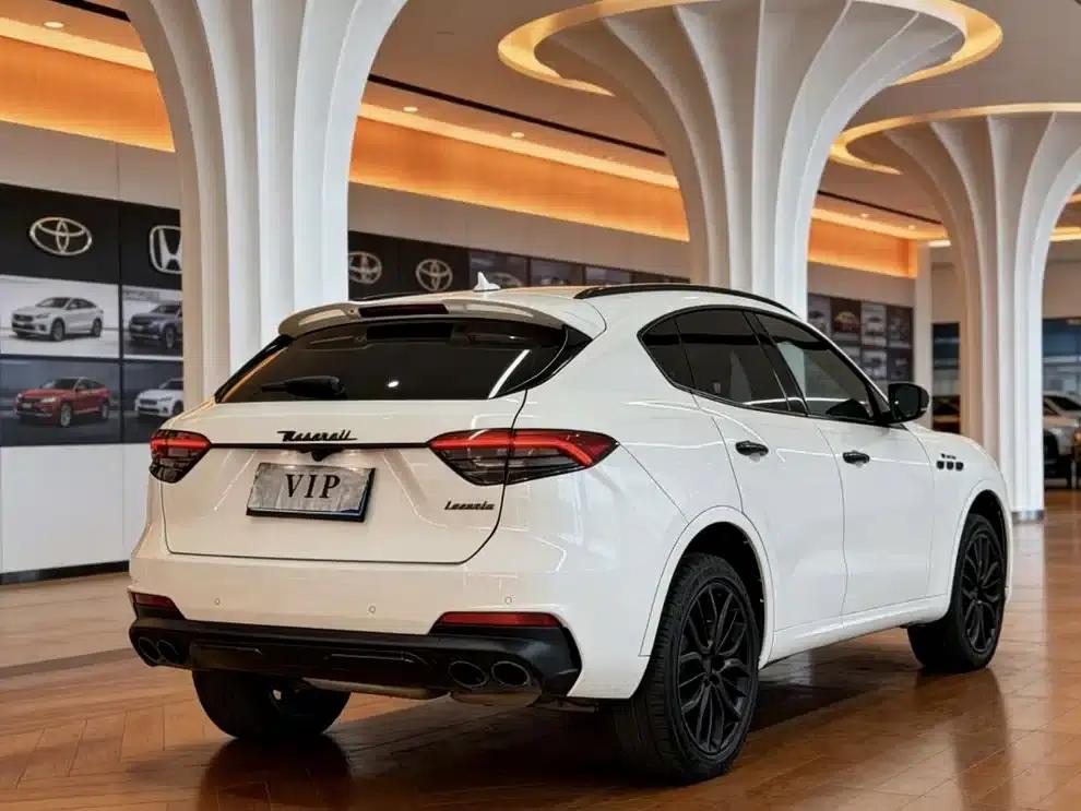 2022 Levante 3.0T Modena — миниатюра 8