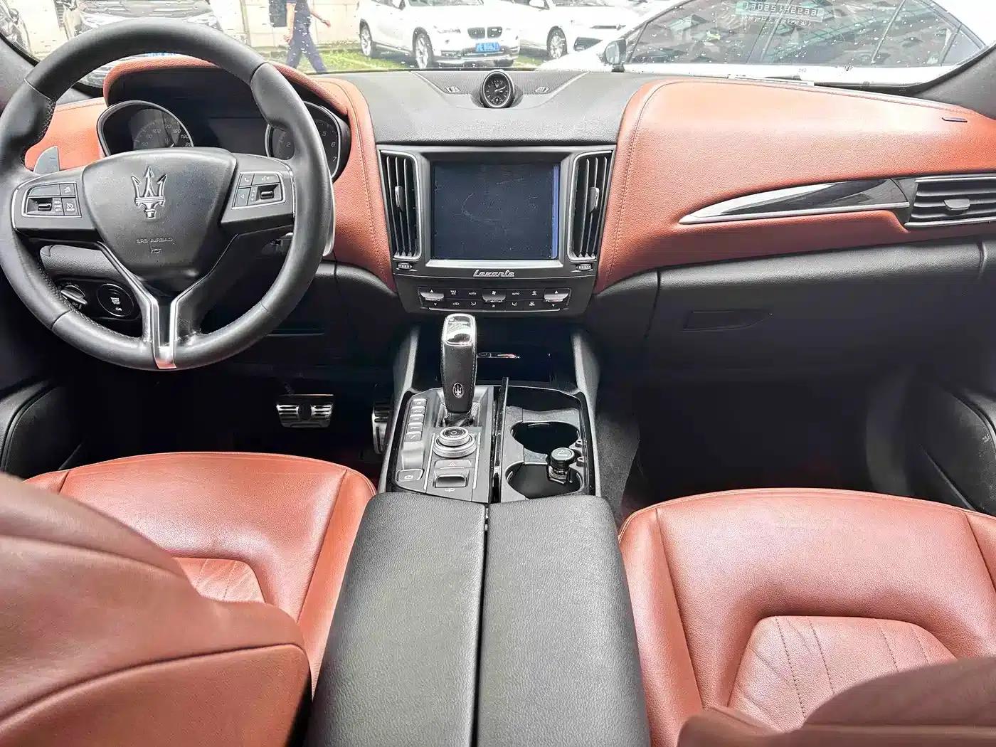 2019 Levante 3.0T Standard Edition (China V Emission Standard) — миниатюра 20