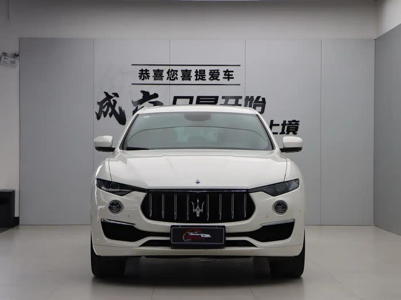 2022 Levante 2.0T GT First Edition — миниатюра 2