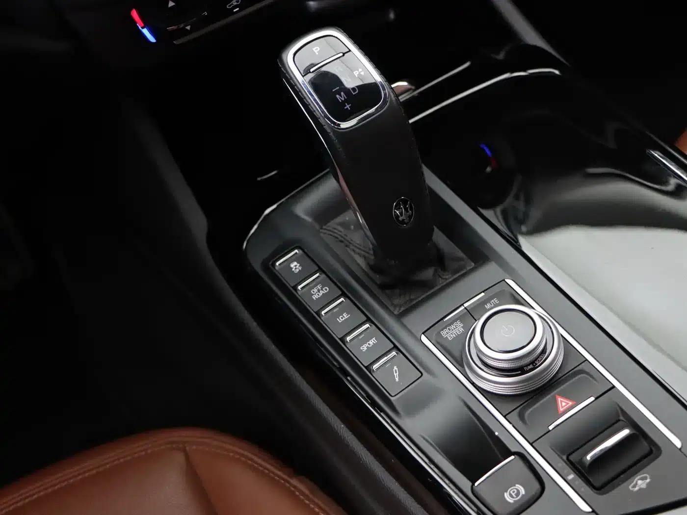 2022 Levante 2.0T GT First Edition — миниатюра 14