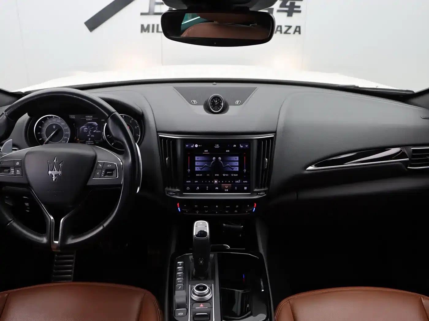 2022 Levante 2.0T GT First Edition — миниатюра 16
