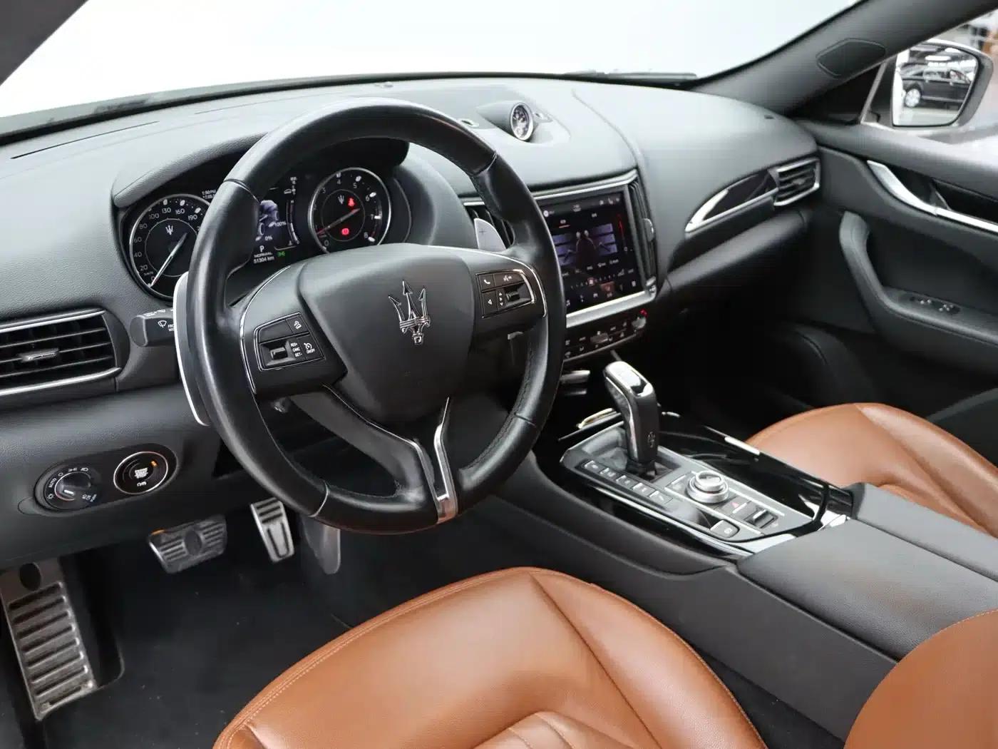 2022 Levante 2.0T GT First Edition — миниатюра 18