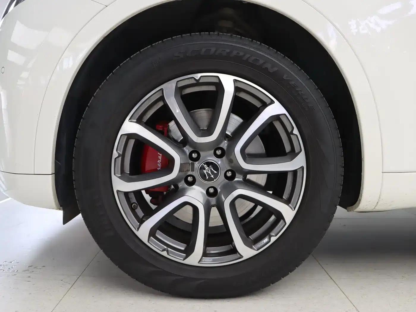 2022 Levante 2.0T GT First Edition — миниатюра 9