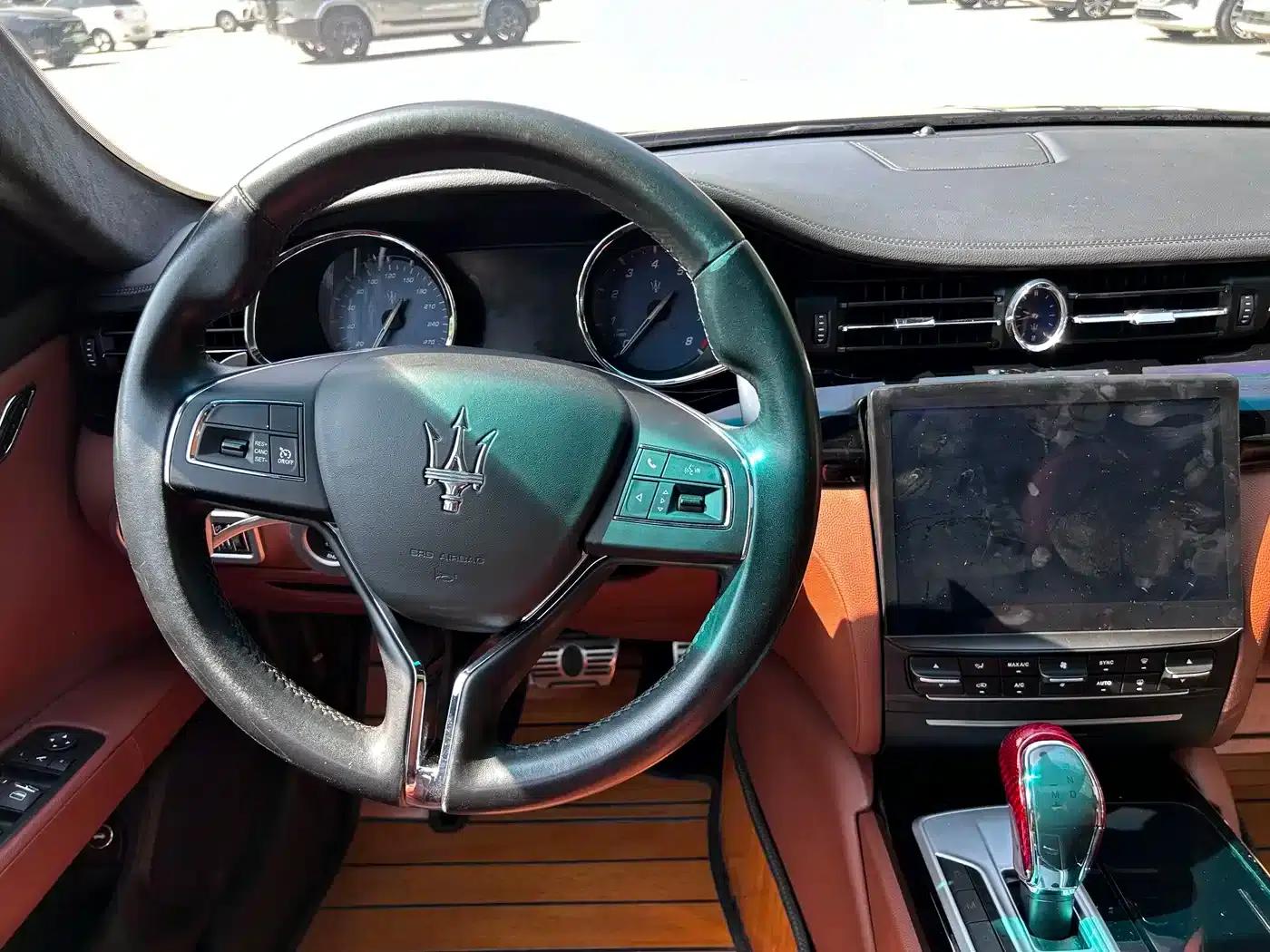 2015 Quattroporte Facelift 3.0T S Q4 — миниатюра 15