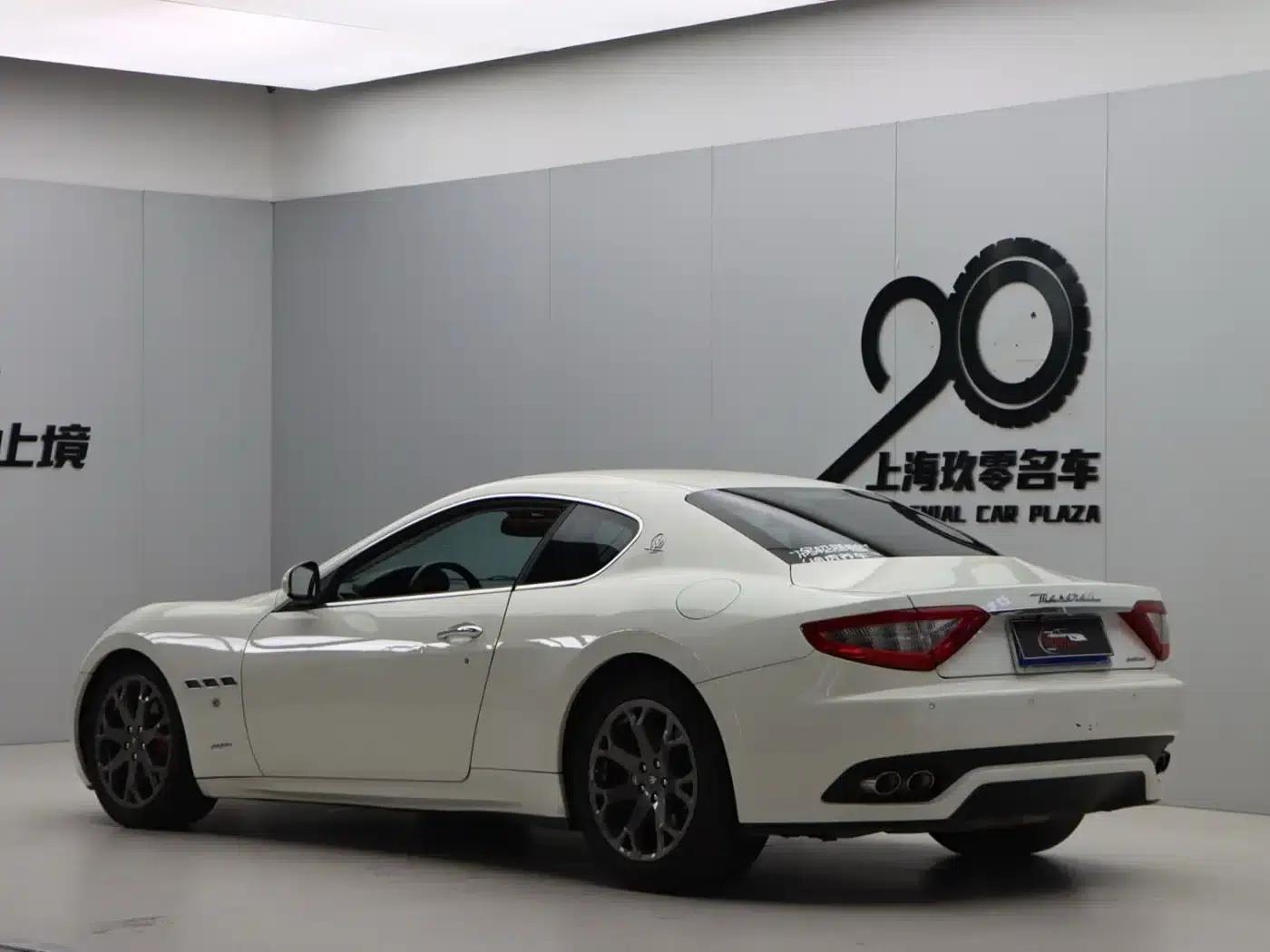2013 GranTurismo 4.2L Automatic — миниатюра 18