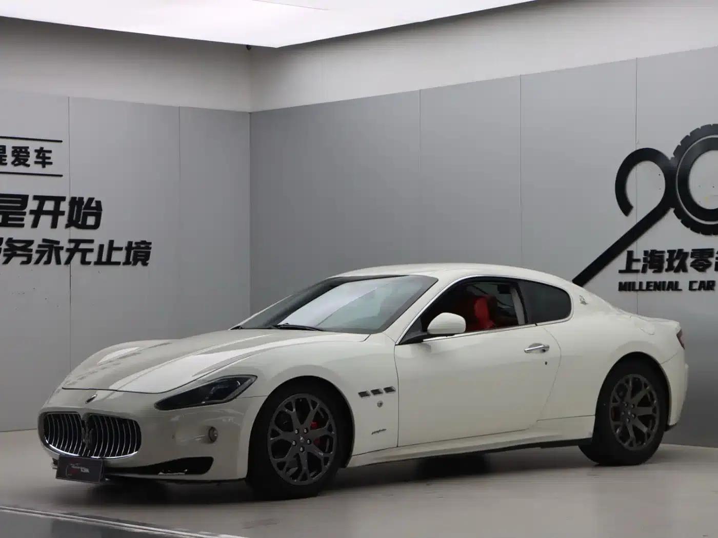 2013 GranTurismo 4.2L Automatic — миниатюра 3