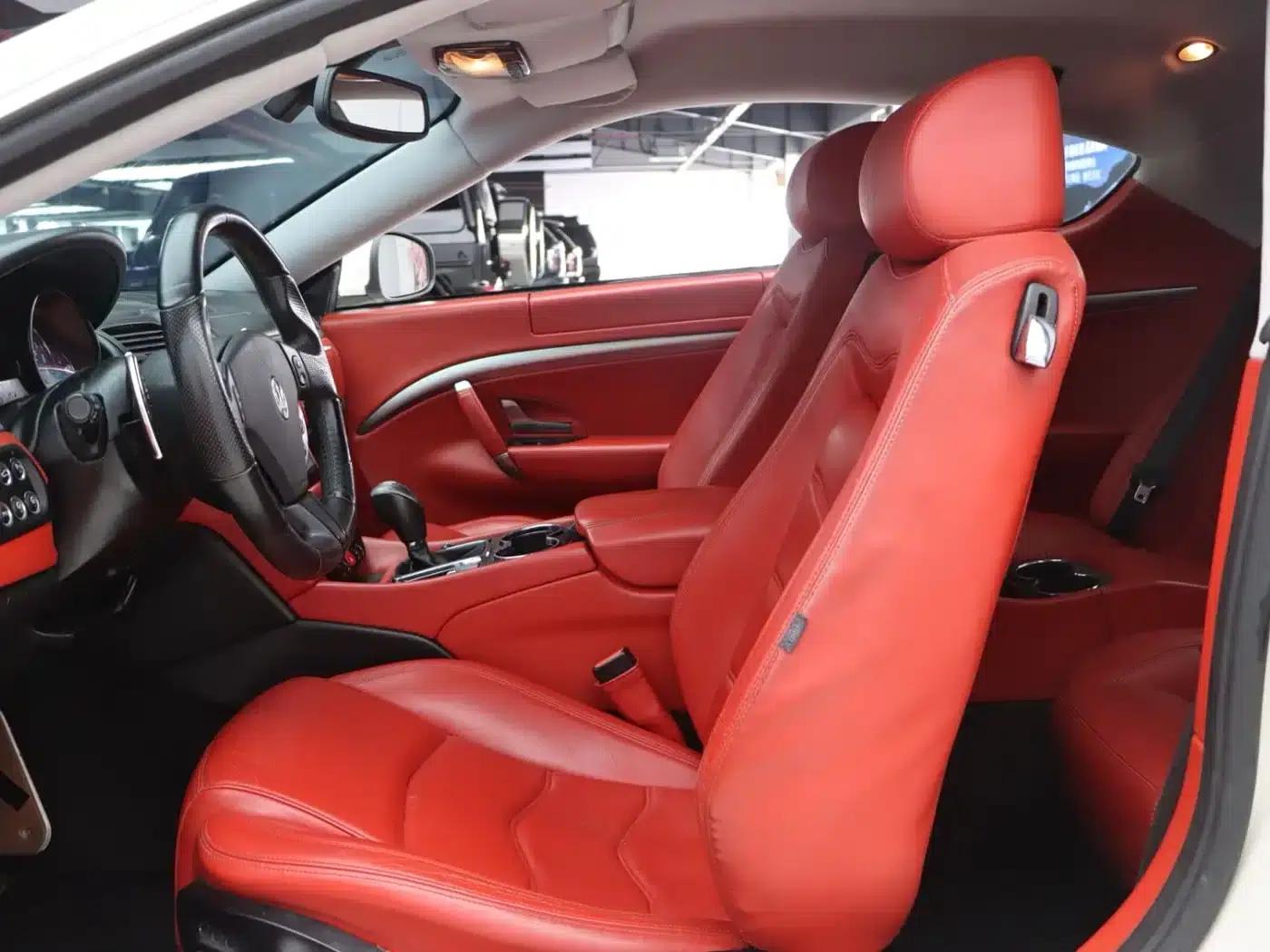 2013 GranTurismo 4.2L Automatic — миниатюра 5