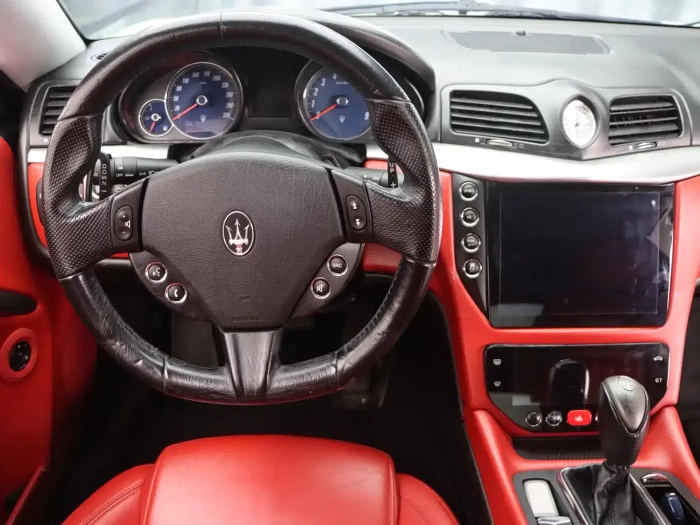 2013 GranTurismo 4.2L Automatic — миниатюра 6