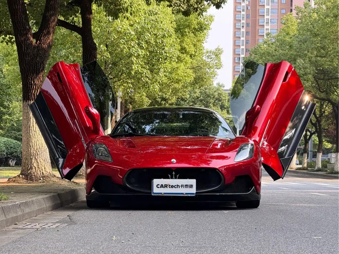 Maserati MC20 2020 3.0T Standard Edition — миниатюра 3