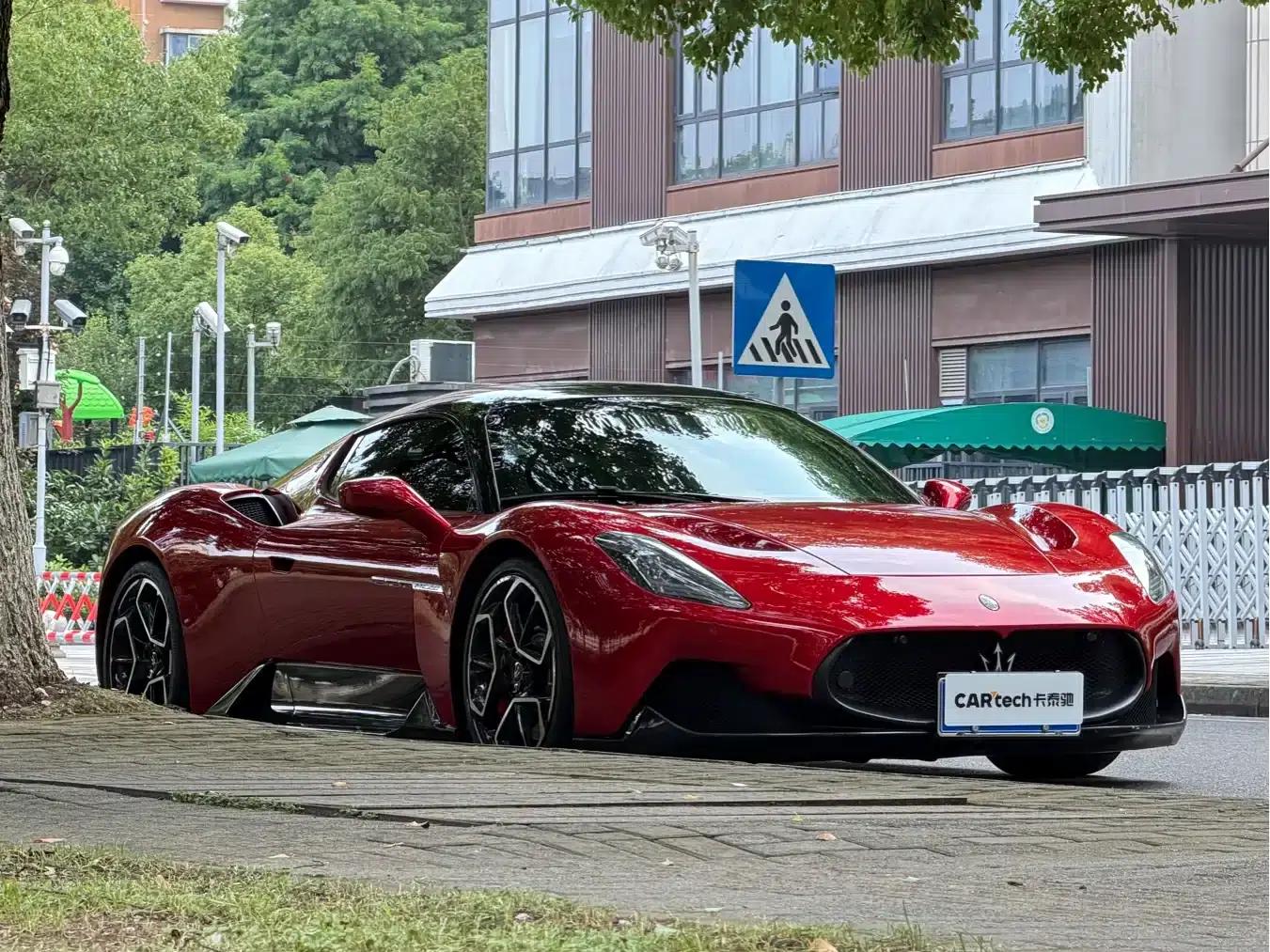 Maserati MC20 2020 3.0T Standard Edition — миниатюра 4