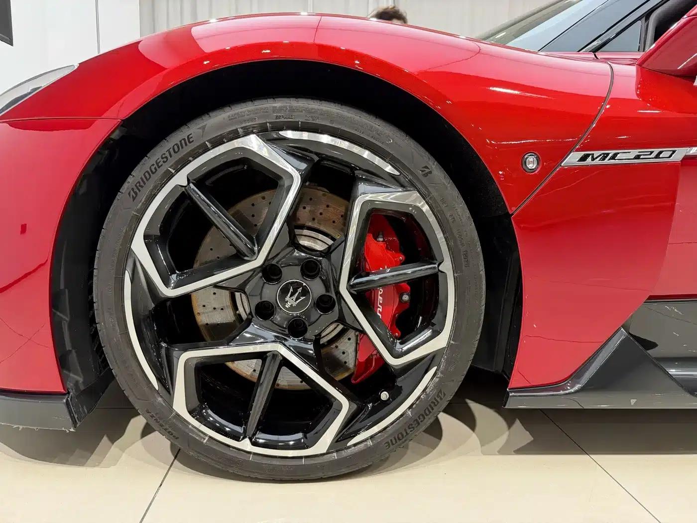Maserati MC20 2020 3.0T Standard Edition — миниатюра 7