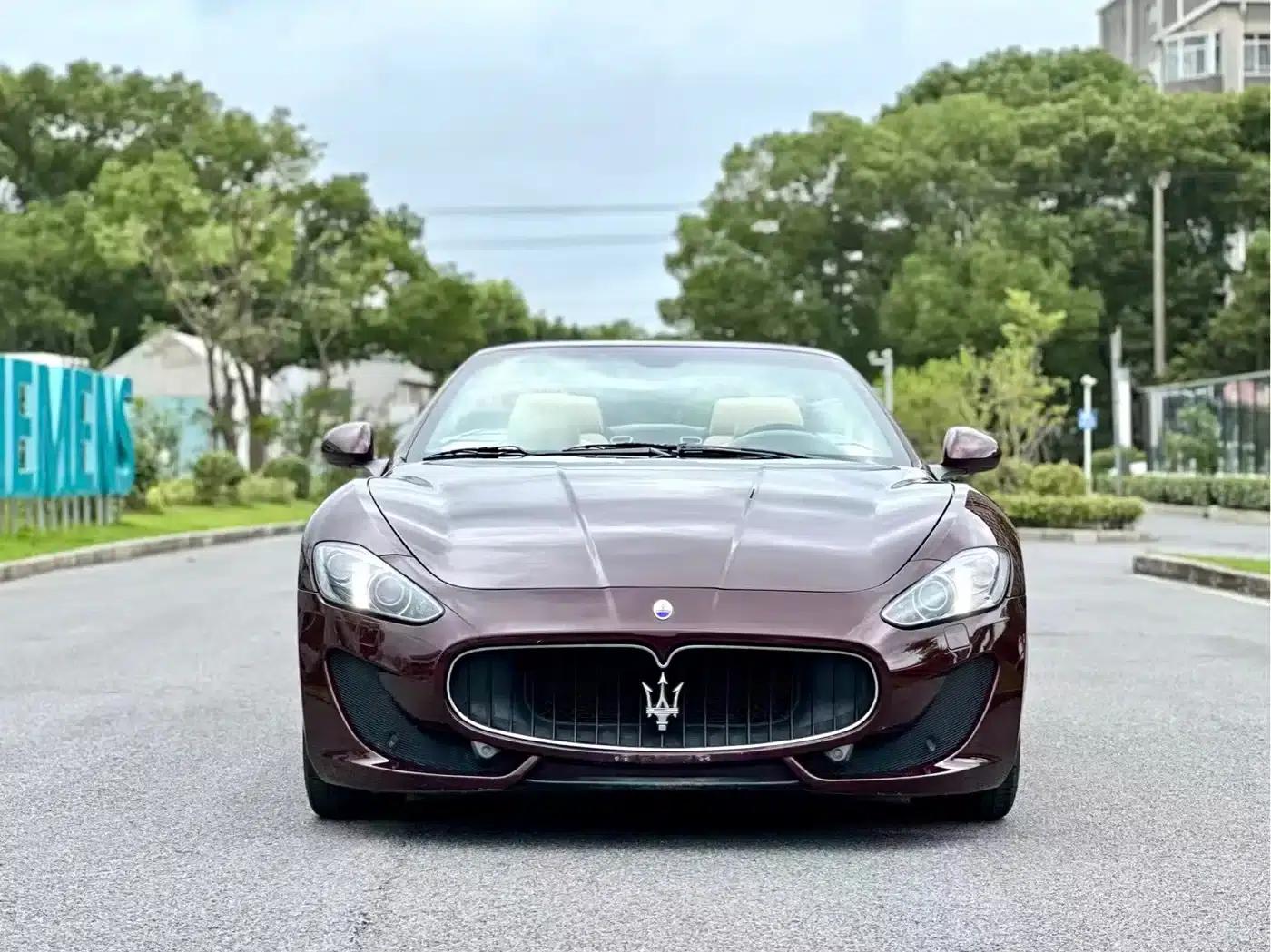 2012 GranCabrio 4.7L Sport — миниатюра 2