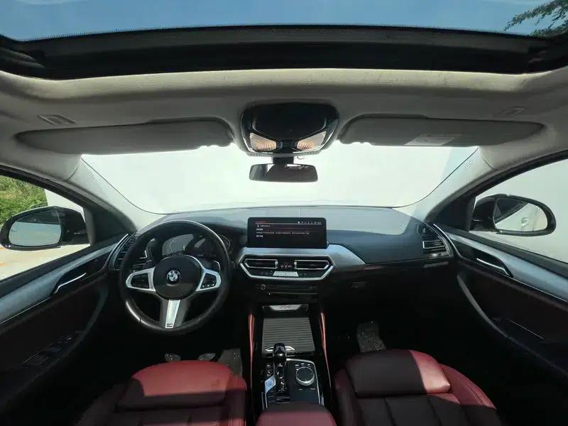 2022 BMW X4 xDrive 25i M Sport Package — миниатюра 11