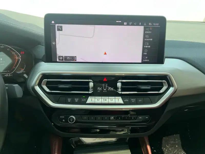 2022 BMW X4 xDrive 25i M Sport Package — миниатюра 12