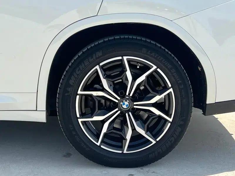 2022 BMW X4 xDrive 25i M Sport Package — миниатюра 6
