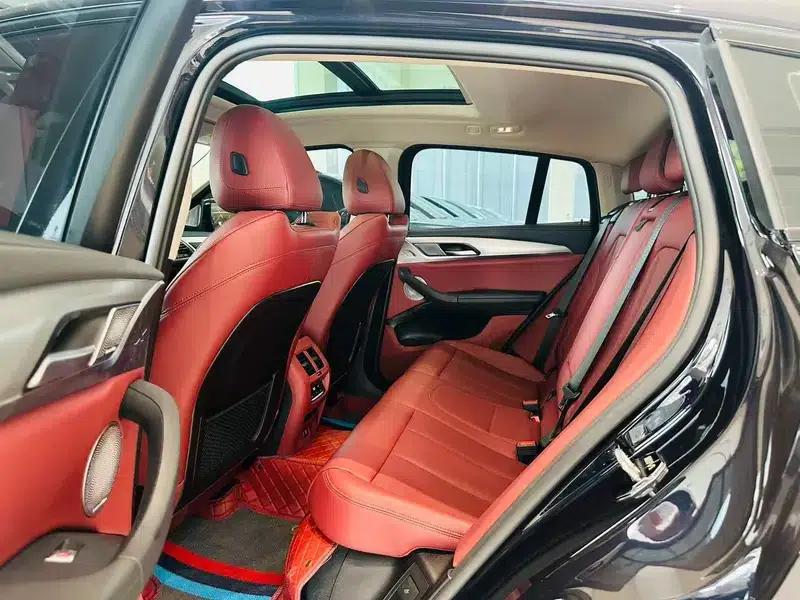 2022 BMW X4 xDrive 25i M Sport Package — миниатюра 9