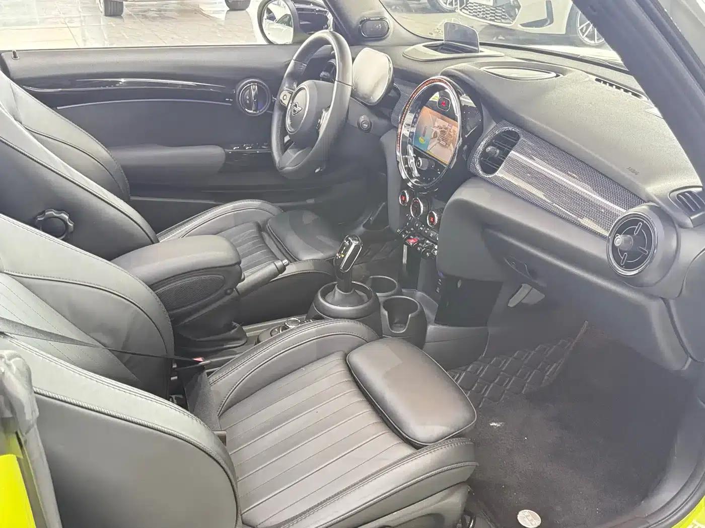MINI 2023 1.5T COOPER CABRIO Artist — миниатюра 4
