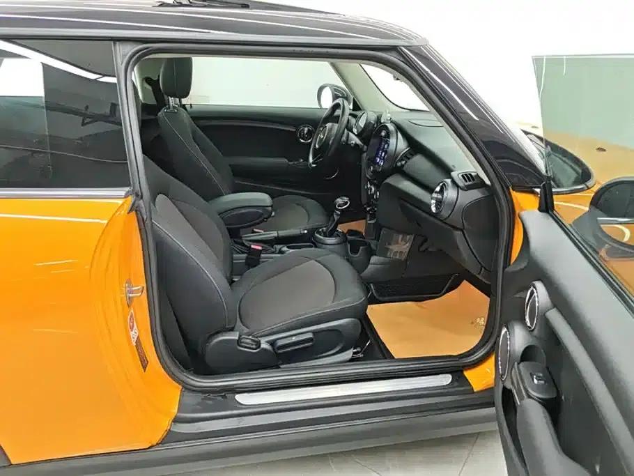 MINI 2016 1.2T ONE Pioneer — миниатюра 8