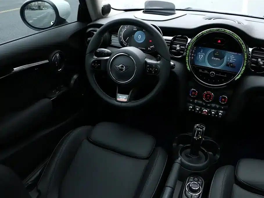 MINI 2023 2.0T COOPER S Arc Light Special Edition — миниатюра 13