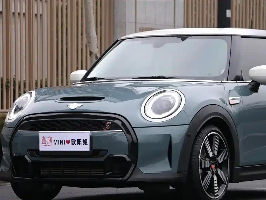 MINI 2023 2.0T COOPER S Arc Light Special Edition — миниатюра 15