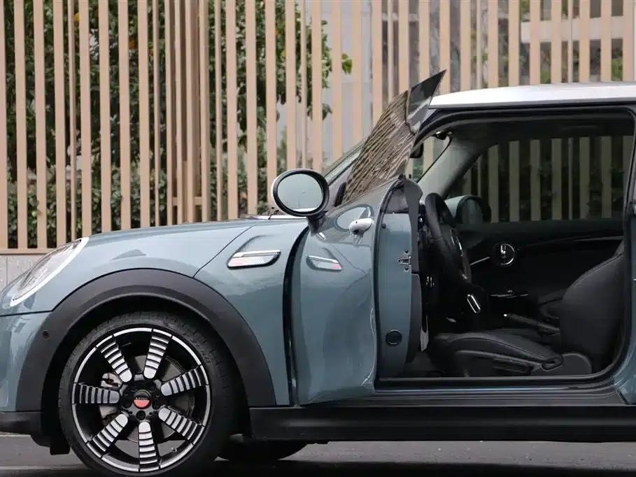 MINI 2023 2.0T COOPER S Arc Light Special Edition — миниатюра 22