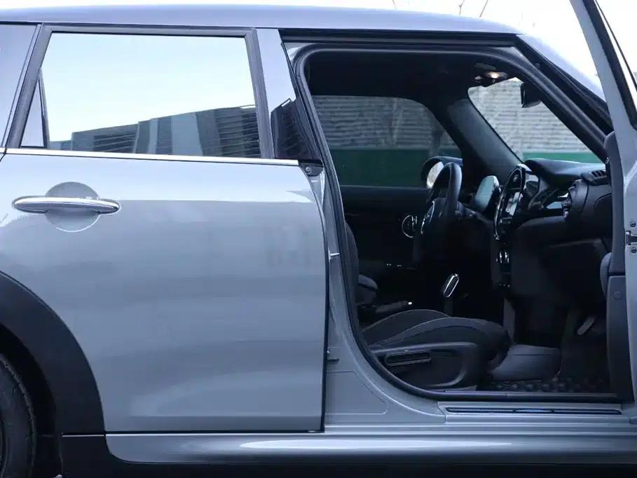 2021 MINI 1.5T COOPER Racer 5-Door Edition — миниатюра 11
