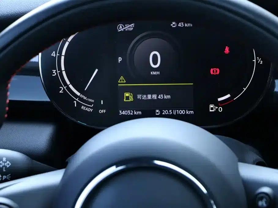 2021 MINI 1.5T COOPER Racer 5-Door Edition — миниатюра 16