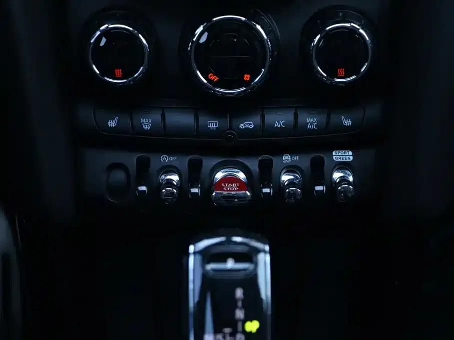 2021 MINI 1.5T COOPER Racer 5-Door Edition — миниатюра 18