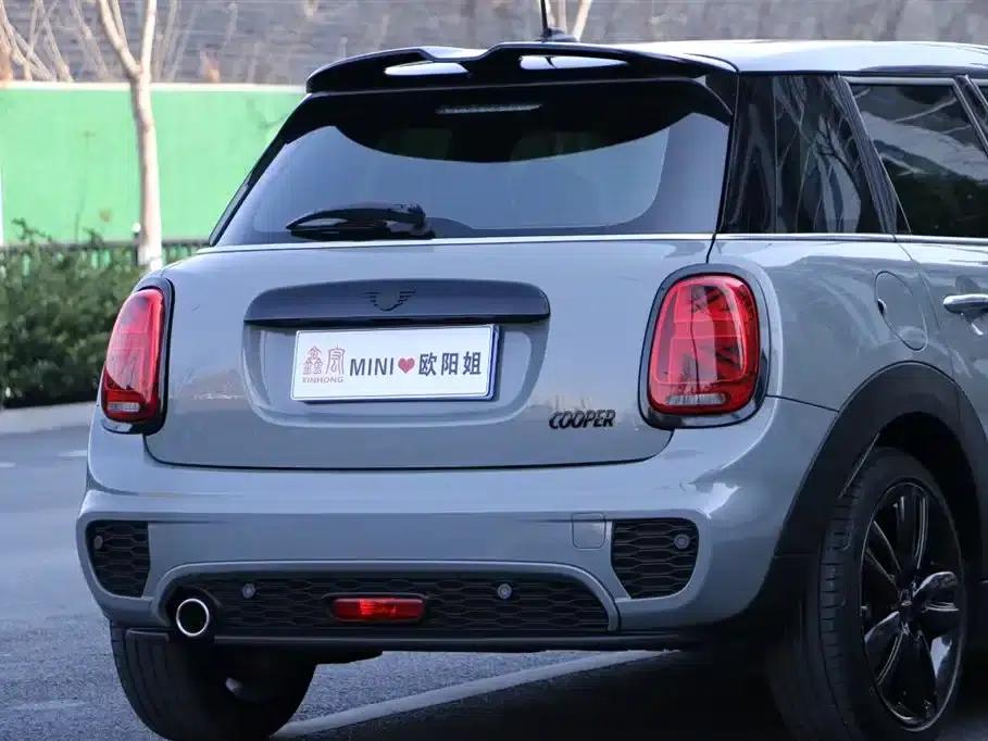 2021 MINI 1.5T COOPER Racer 5-Door Edition — миниатюра 22