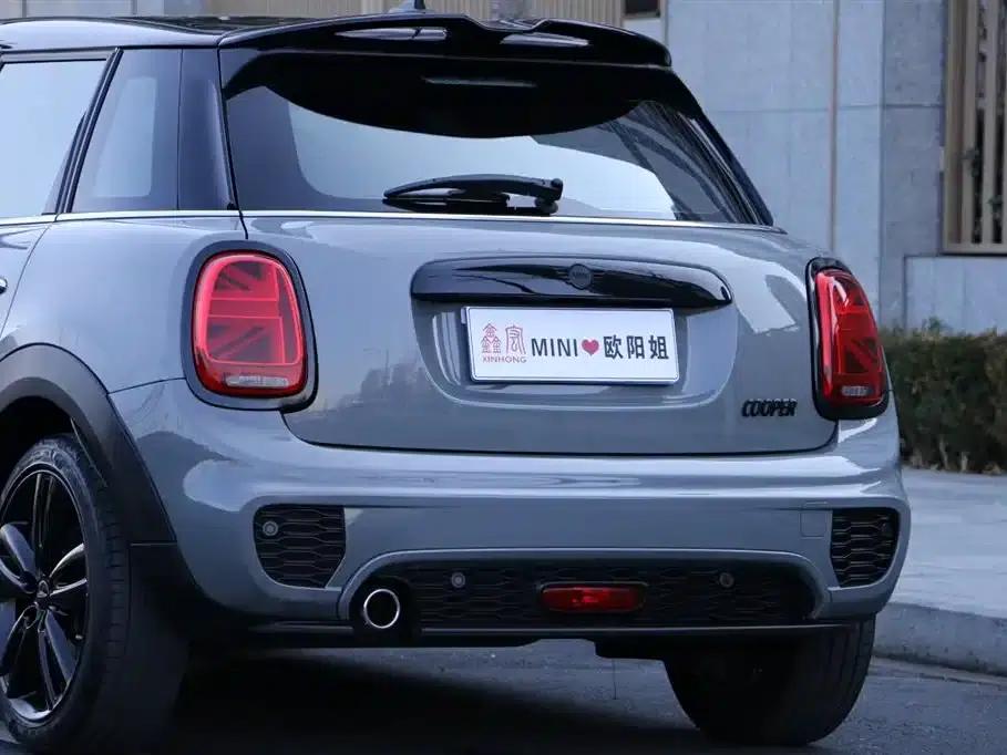 2021 MINI 1.5T COOPER Racer 5-Door Edition — миниатюра 23