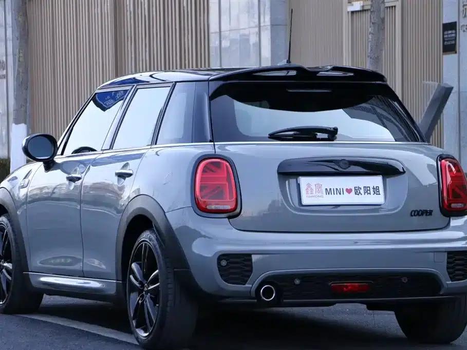 2021 MINI 1.5T COOPER Racer 5-Door Edition — миниатюра 6