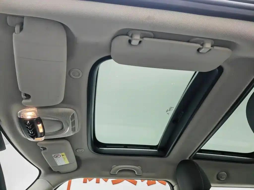 MINI 2016 1.2T ONE Pioneer — миниатюра 14