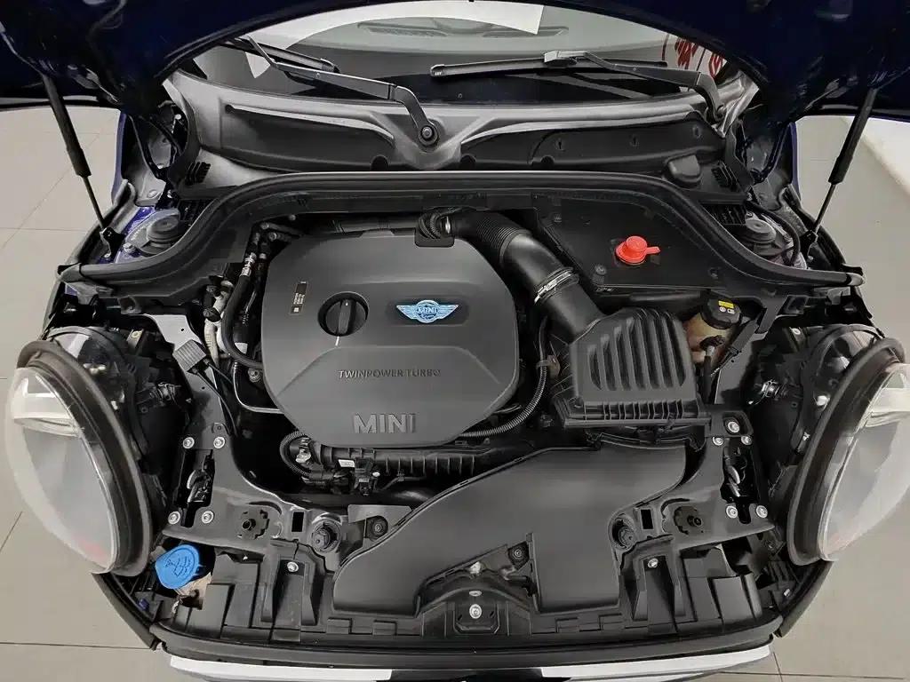 MINI 2016 1.2T ONE Pioneer — миниатюра 6
