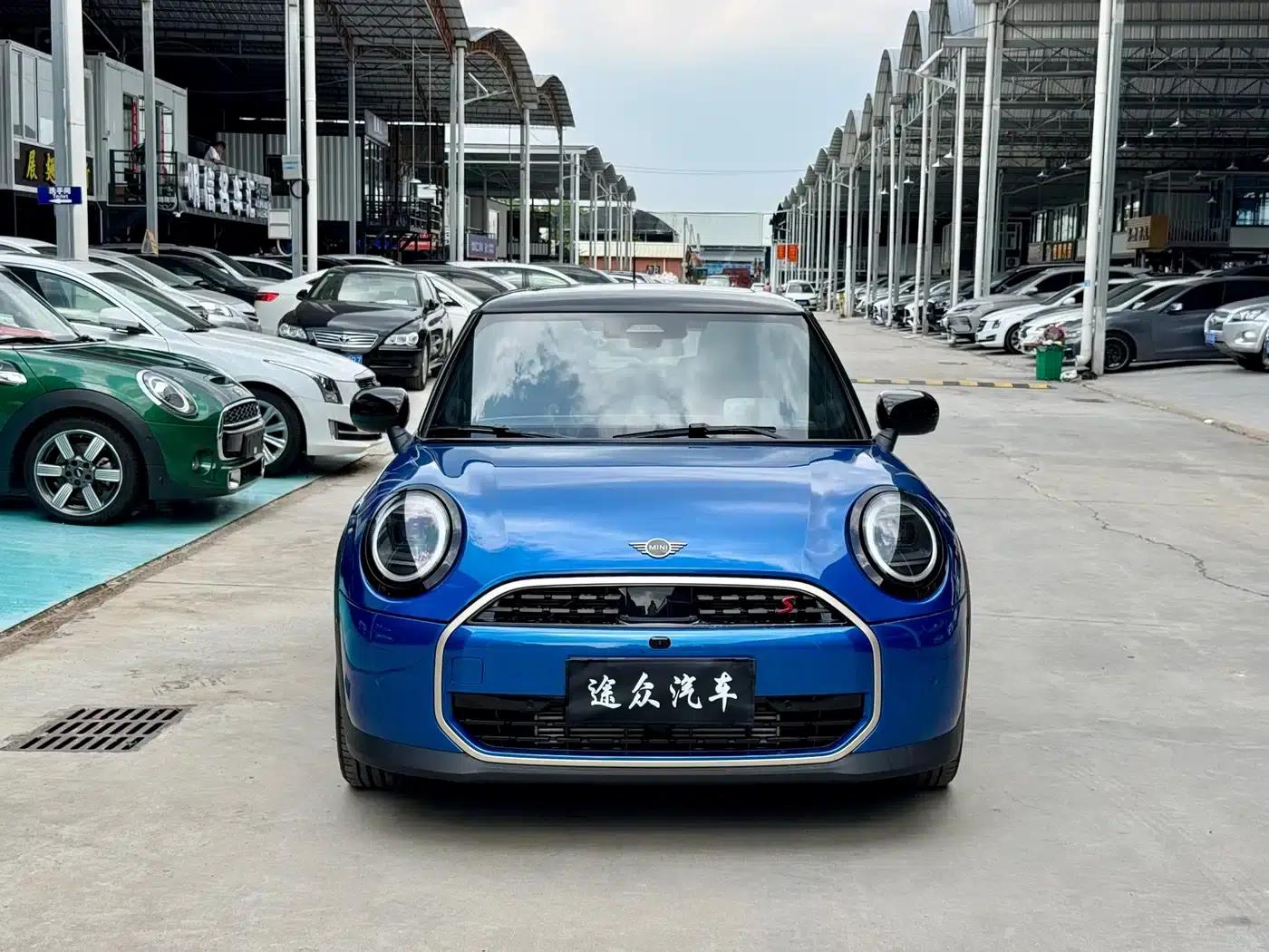 MINI 2025 2.0T COOPER S Artist 3-Door Edition — миниатюра 2