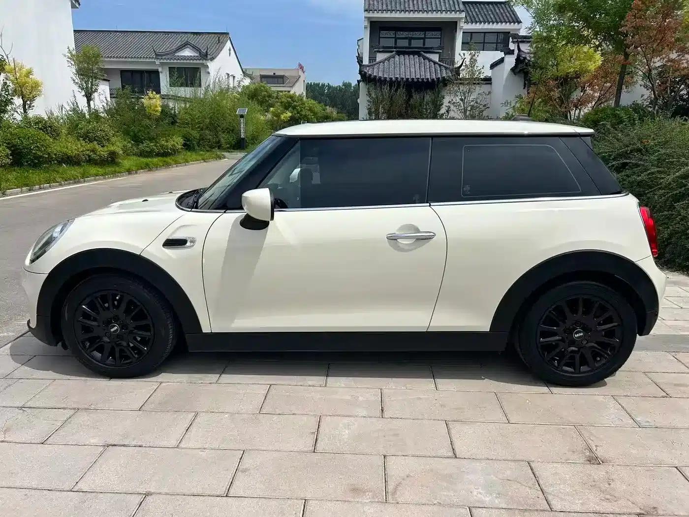 2018 MINI 1.5T ONE PLUS — миниатюра 6