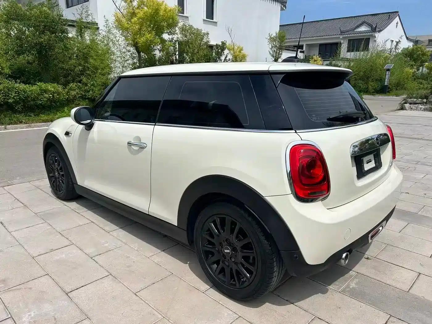 2018 MINI 1.5T ONE PLUS — миниатюра 7