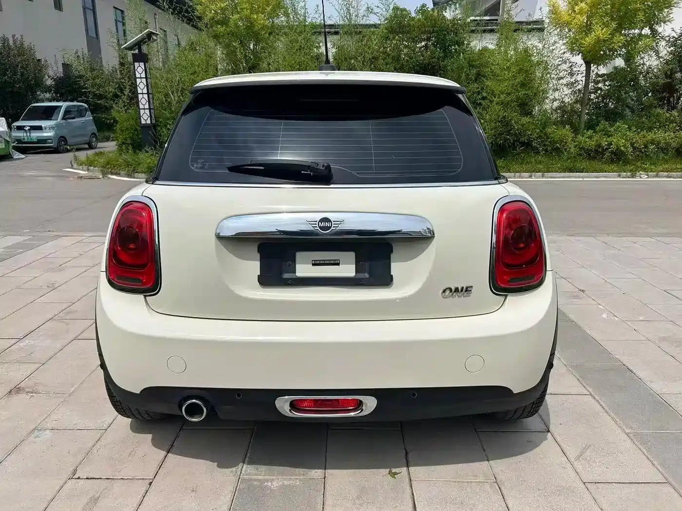 2018 MINI 1.5T ONE PLUS — миниатюра 8
